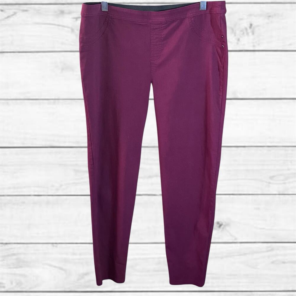 10.  SOHO Apparel LTD Pull On Dress Slacks Size Large